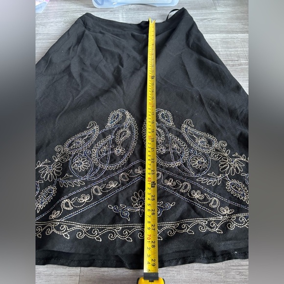 Ecologie linen/rayon Black Embroidered Skirt size 8 - Picture 5 of 5